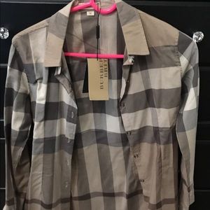 Burberry blouse